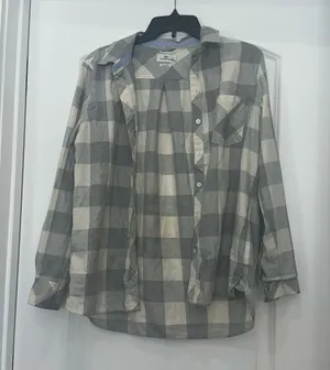 Vineyard Vines plaid button-down top in gray and cream thumbnail 1
