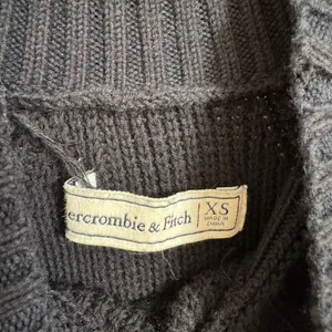 Abercrombie & Fitch Black Cold Shoulder Long Sleeve Sweater Dress XS thumbnail 5