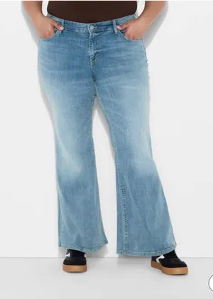 Women's Mid-Rise Flare Curvy Jeans - Wild Fable™ Light Wash 26 / 32 thumbnail 1