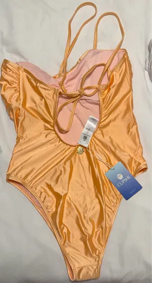 Cupshe One-Piece Swimsuit thumbnail 1