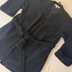 Victorias Secret Snowflake Robe Black White Knit Plush Belted‎ XS/S 167807-201 thumbnail 4