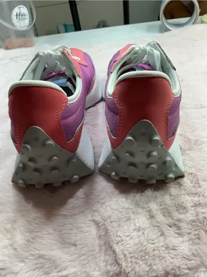 New Balance Pink and Purple Women's Sneakers NWOT 143 thumbnail 5