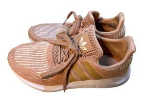 Adidas Swift Run Women's Shoes Peach White Knit Lace Up Sneaker‎ Size 8 thumbnail 1