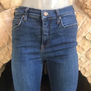 Free People Cropped Distressed High Rise Jeans Women's Size 29 thumbnail 6