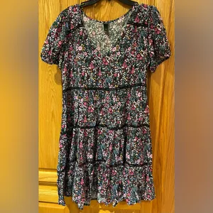 Wild Fable Floral Print Short Sleeve Tiered‎ Babydoll Flowy Mini Dress Siize XS thumbnail 5