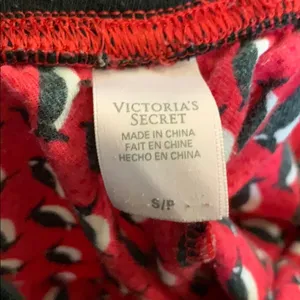 Victoria’s Secret Red penguin pajamas size small thumbnail 6