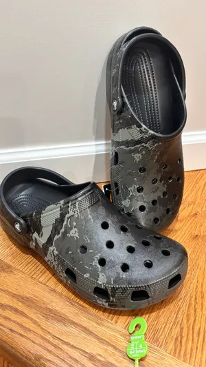 Authentic NEW Crocs Classic Veil Camo Tac Black Men Clog 209359-001 Sz M12 thumbnail 7