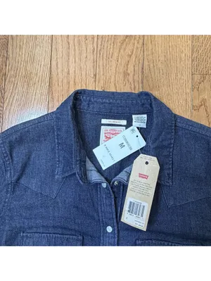 Size Medium Levi’s Womens Tailored Fit Dark Indigo Blue Denim Long Sleeve NWT thumbnail 2