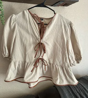 Tan Baby Doll blouse Size M thumbnail 1