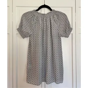 Joie silk medallion smocked puff sleeve top xs thumbnail 5