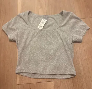 Tilly's Crop Top thumbnail 1