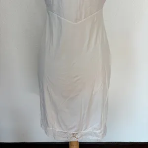 Vintage 50s 60s White Lace Slip thumbnail 5