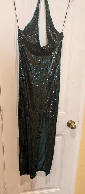 Zara Green Halter Neck Midi Sequinned Dress Size Xs thumbnail 1
