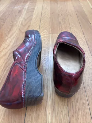 G.H. Bass Melinda Clogs | Women’s 10M | Well Worn-In thumbnail 2