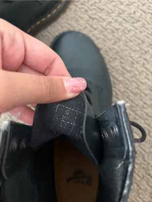 Dr. Martens 1460 8-Eye Leather Boot thumbnail 9