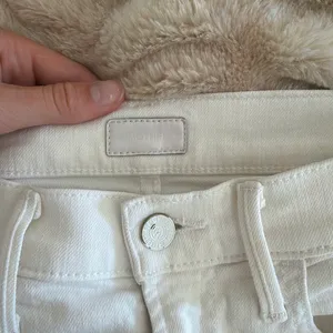 MOTHER Denim Jeans thumbnail 2