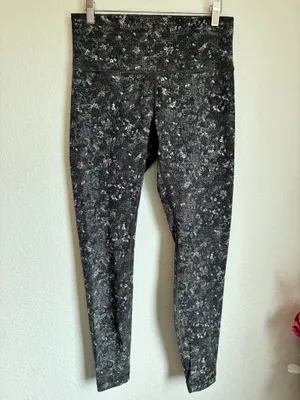 Lululemon Wunder Under Leggings size 10 thumbnail 2