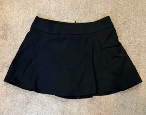 Brandy Melville John Galt Black Low Rise Skater Skort One Size thumbnail 1