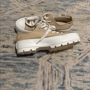 Sincerely Jules Vasco Tan and White Platform Sneakers Size 6.5 thumbnail 3