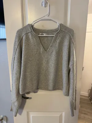 Hollister Sweater thumbnail 2