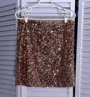 ASOS DESIGN sequin mini skirt in rose gold multi sequin SZ 10 thumbnail 5