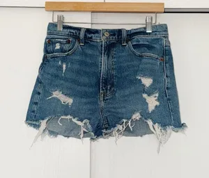 The Mom Short High-Rise Abercrombie Shorts thumbnail 1