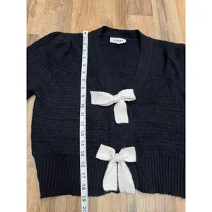ee:some Black‎ Knit Bow Front Cardigan Sweater Women’s M thumbnail 6