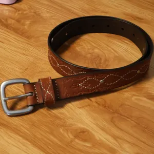 Dockers Western Embossed Leather Belt Womens Size M Brown Floral Studded Y2K thumbnail 2