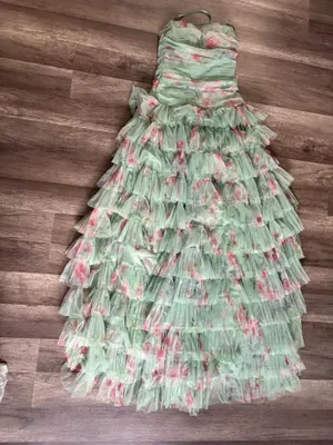 Green Floral Prom dress thumbnail 4