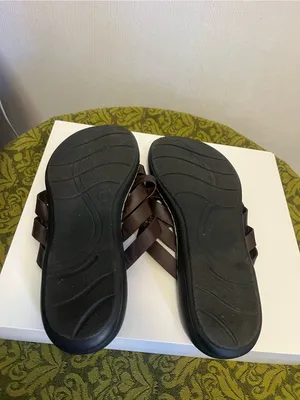 Izod Brown Strappy Slide Sandals thumbnail 3