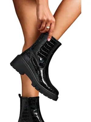 Nasty Gal Black Faux Croc Leather Zip Front Ankle Boots Size US 9 UK 7 thumbnail 1