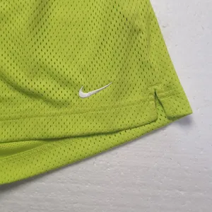 Nike Women's Essential Dri-Fit 4" Mesh Basketball Shorts in Cyber size XS NWT thumbnail 8