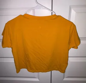 Lululemon Crop Top thumbnail 2