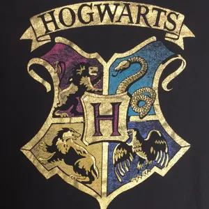 FINAL MARKDOWN Juniors’ Harry Potter Hogwarts Crest SS Tee (L) thumbnail 2
