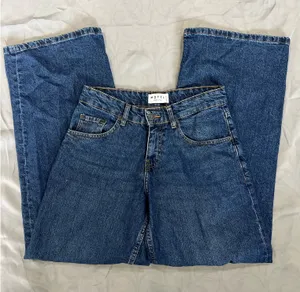 MOTEL denim jeans size 26 parallel leg thumbnail 3
