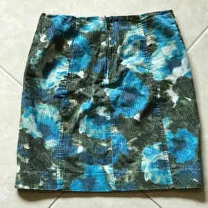 Anthropologie Postmark‎ Calabria Watercolor Floral Corduroy Skirt Size 00 thumbnail 4