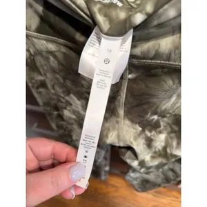 Lululemon Align Pant 25" *Diamond‎ Dye Diamond Dye Light Sage Army Green 18 thumbnail 2