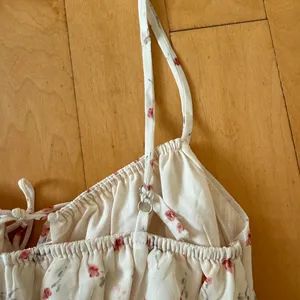 Princess Polly Pearle shirred cream floral maxi dress thumbnail 5