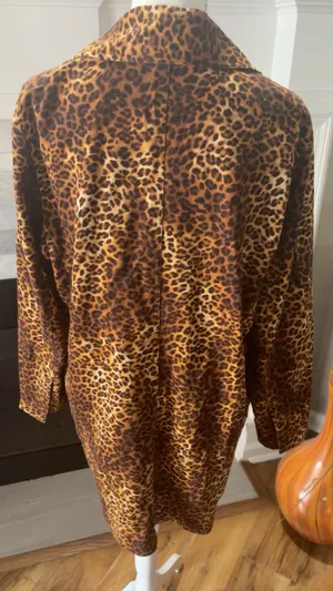 Size M Animal Print Coat by Diane Lewis thumbnail 4