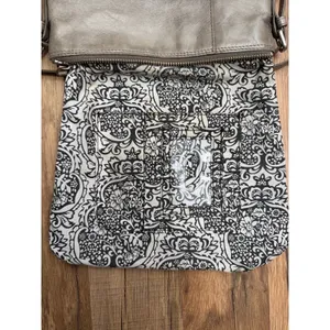 Hobo The Original Gray Leather Crossbody Bag Shoulder Purse Organizer thumbnail 8