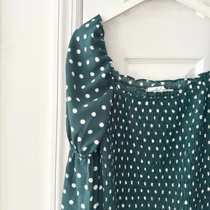 Petal & Pup Green White Polka Dot Smocked Bodycon Midi Dress Puff Sleeve US 10 thumbnail 7