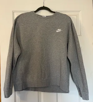 Nike Crewneck Pullover thumbnail 1
