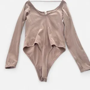 Lululemon Full Freedom Bodysuit Smoky Blush Nulu Low Back Seamless Size 6 thumbnail 3