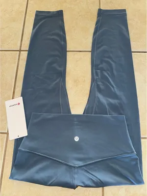Lululemon Align No Line High Rise 25” Steel Blue Size 8 NWT thumbnail 1