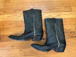 Vintage Justin Black Leather Pointed Toe Cowboy Boots Contrast Stitching Size 7 thumbnail 2