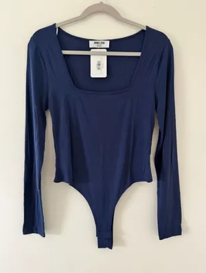 NWT- Double Zero Minimalistic Basic Square Neck Long Sleeve Bodysuit size large thumbnail 1
