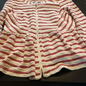 Free People women’s sweater small good used condition in pink/cream. thumbnail 3