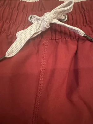 Vuori Clementine 2.0 Performance Shorts - Size XS - NWOT Crimson Red thumbnail 4