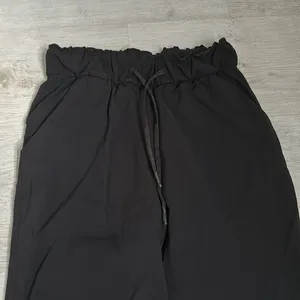 Lululemon Keep Moving Jogger thumbnail 4