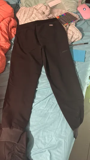 FIGS Scrub Pants thumbnail 3